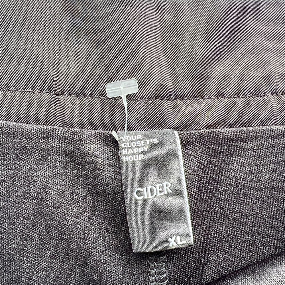 Cider Black Skater Skirt - Picture 10 of 13